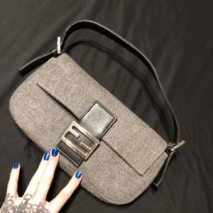 Vintage Fendi baguette